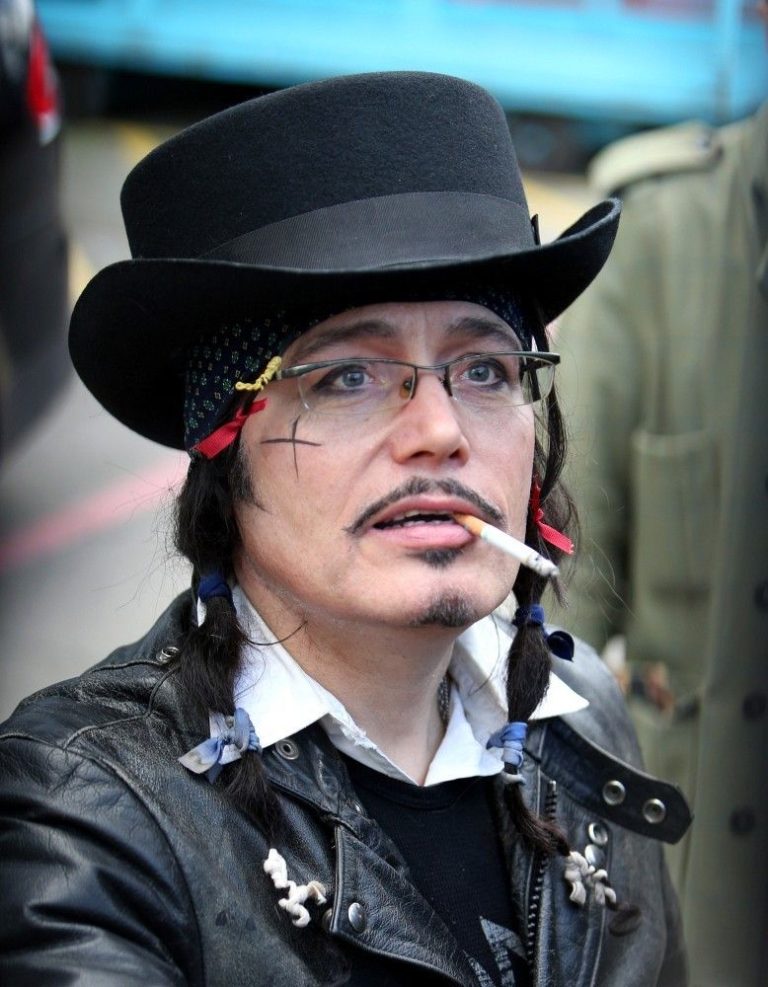 FamousPeopleFacts - Adam Ant