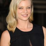 FamousPeopleFacts - Amy Smart