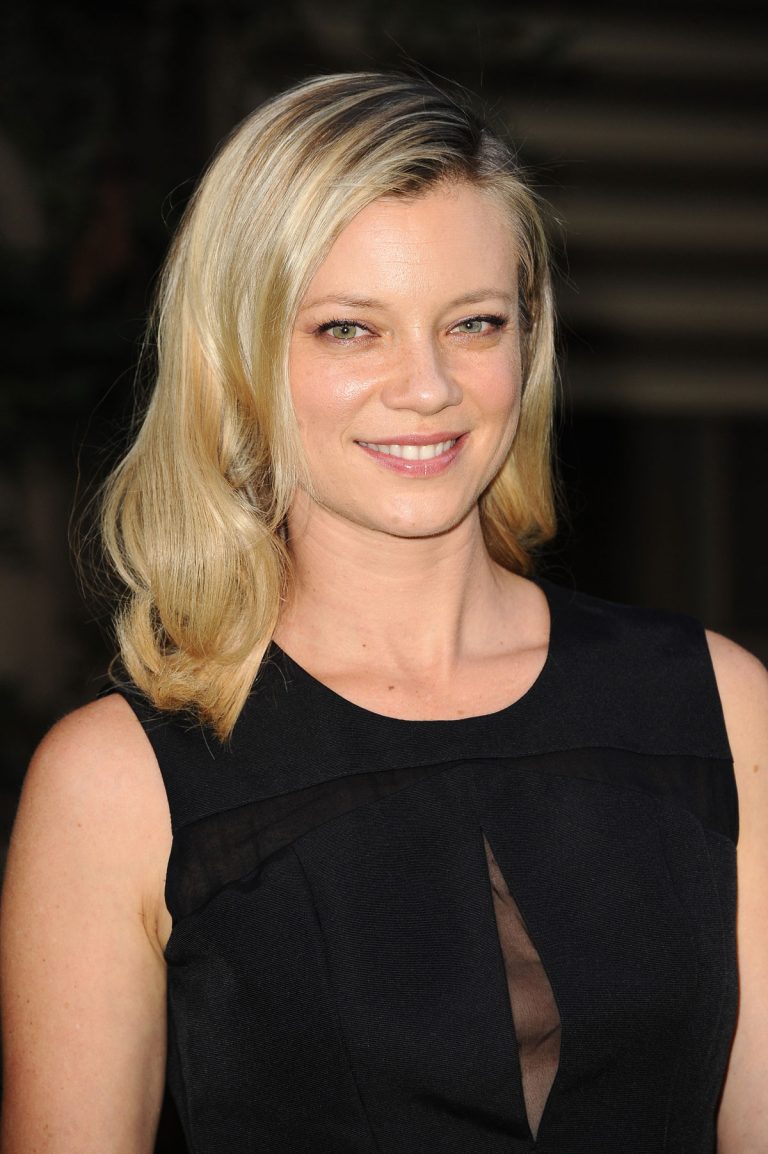 FamousPeopleFacts - Amy Smart