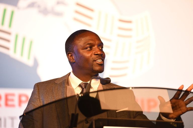 FamousPeopleFacts - Akon