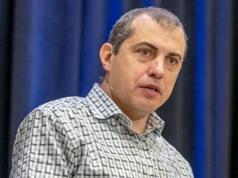 FamousPeopleFacts - Andreas Antonopoulos