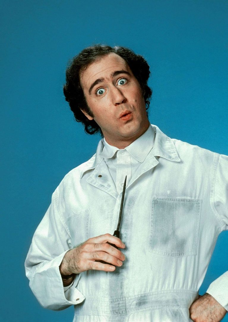 FamousPeopleFacts - Andy Kaufman