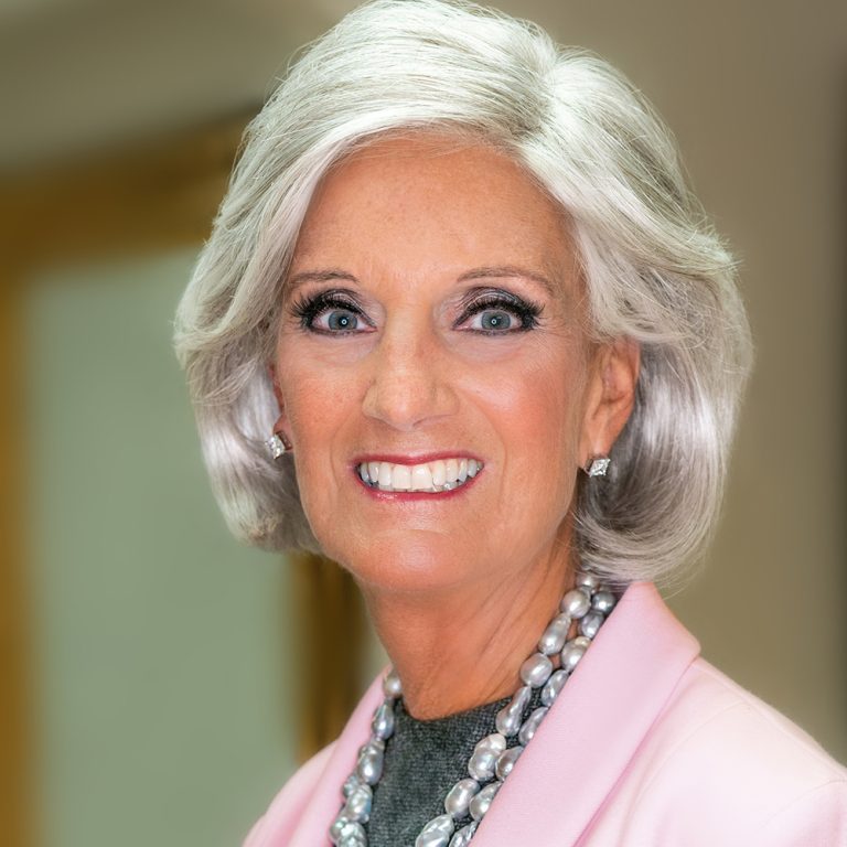 FamousPeopleFacts - Anne Graham Lotz