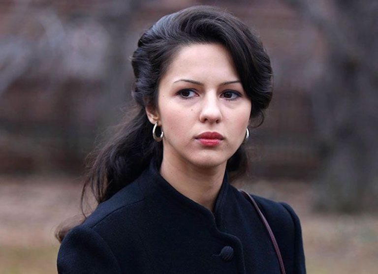 FamousPeopleFacts - Annet Mahendru