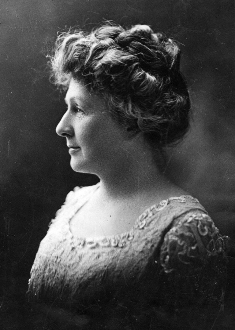 FamousPeopleFacts - Annie Jump Cannon