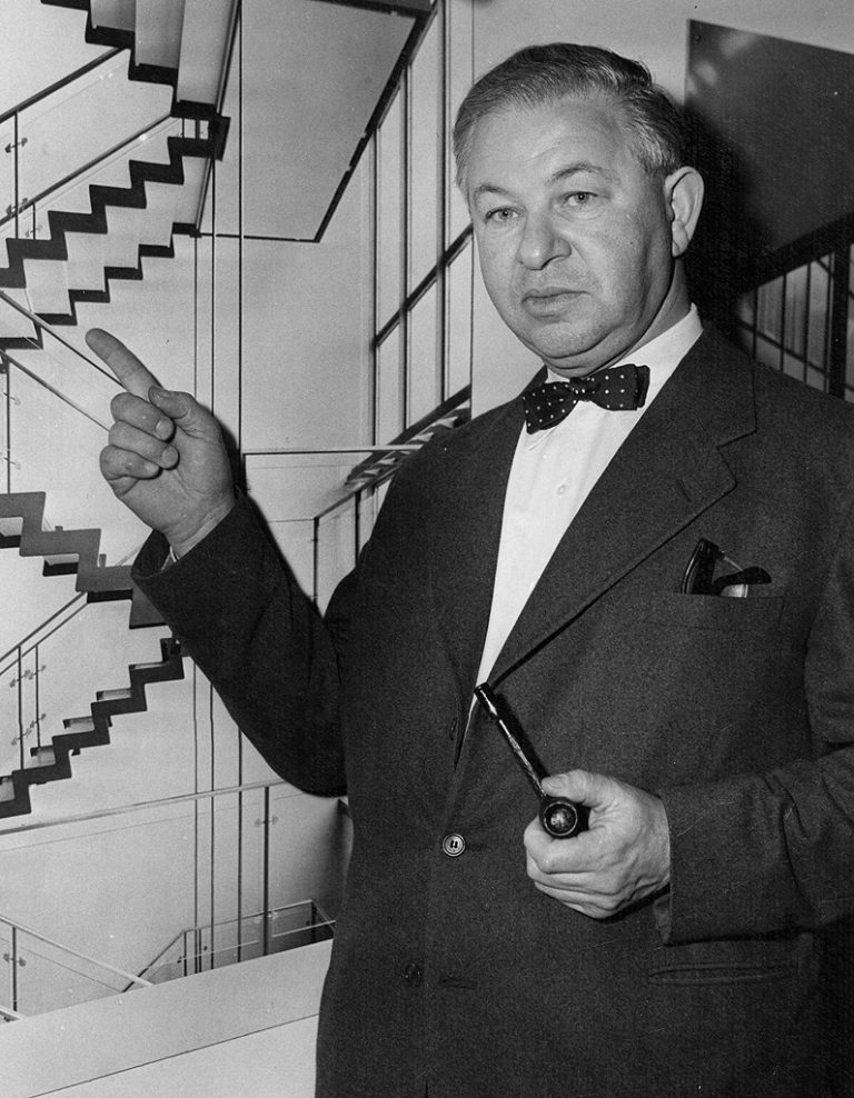 FamousPeopleFacts - Arne Jacobsen