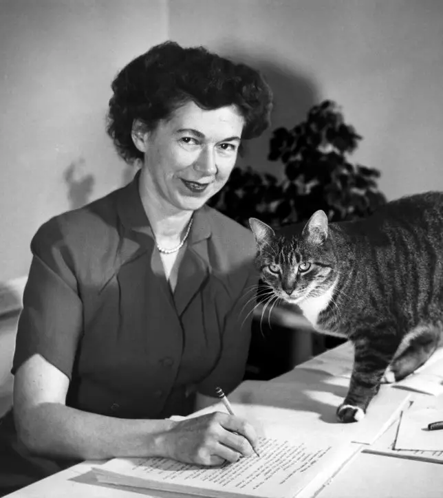 FamousPeopleFacts - Beverly Cleary