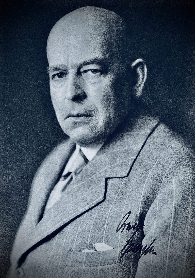 FamousPeopleFacts - Oswald Spengler