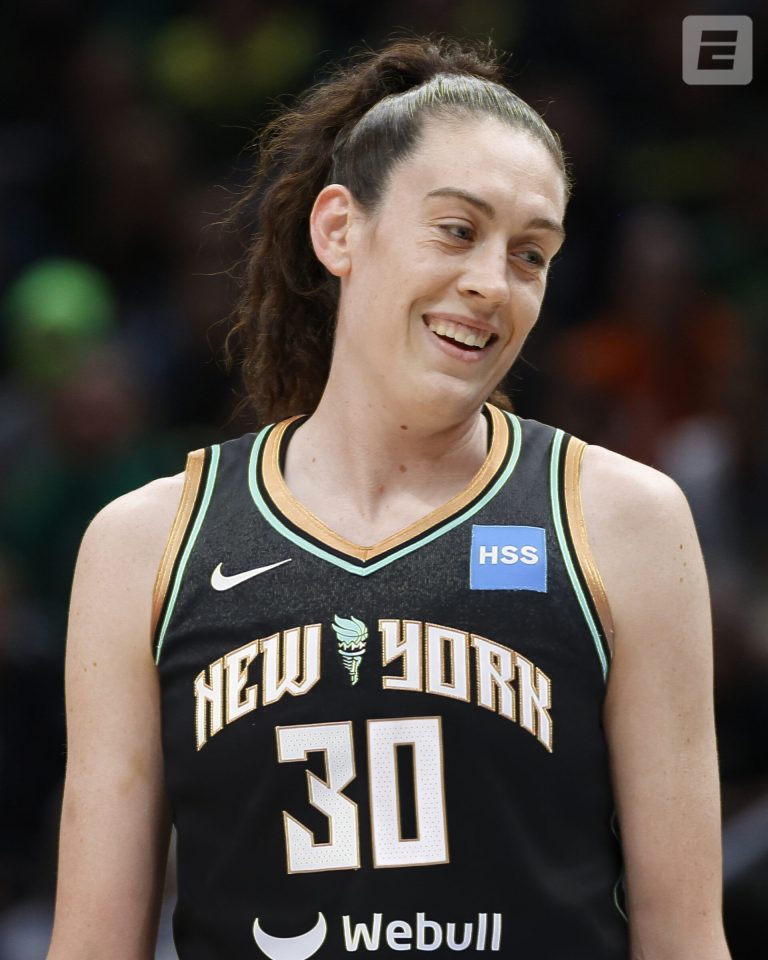 FamousPeopleFacts - Breanna Stewart