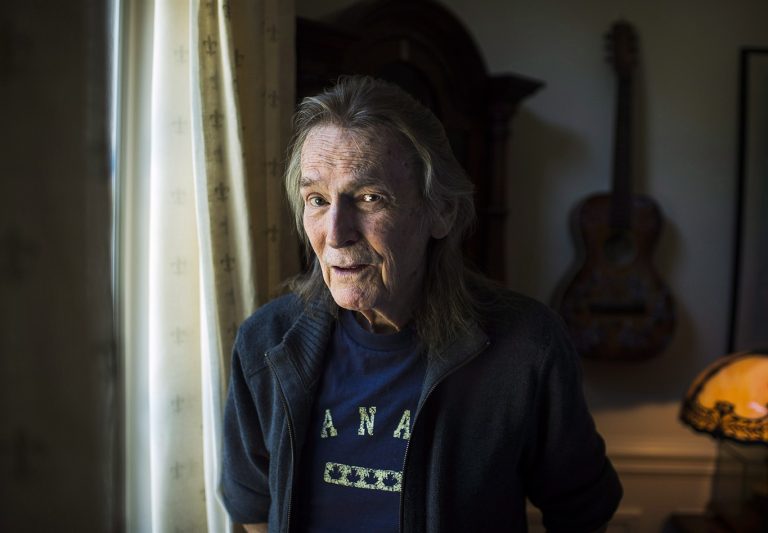 FamousPeopleFacts - Gordon Lightfoot