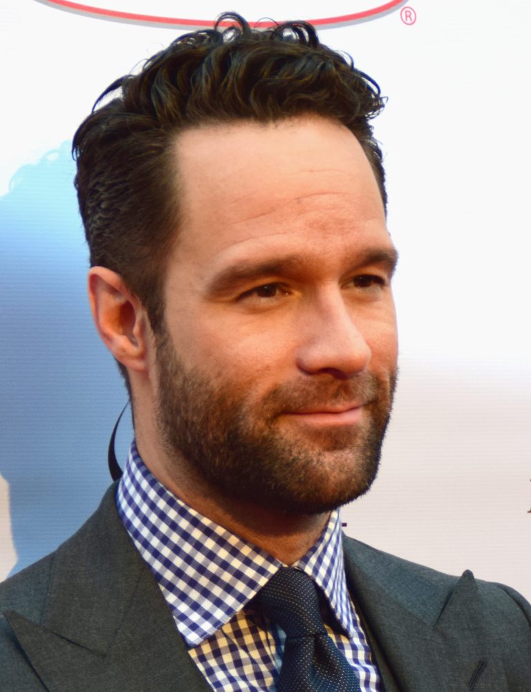 FamousPeopleFacts - Chris Diamantopoulos