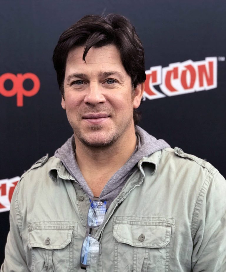 FamousPeopleFacts - Christian Kane