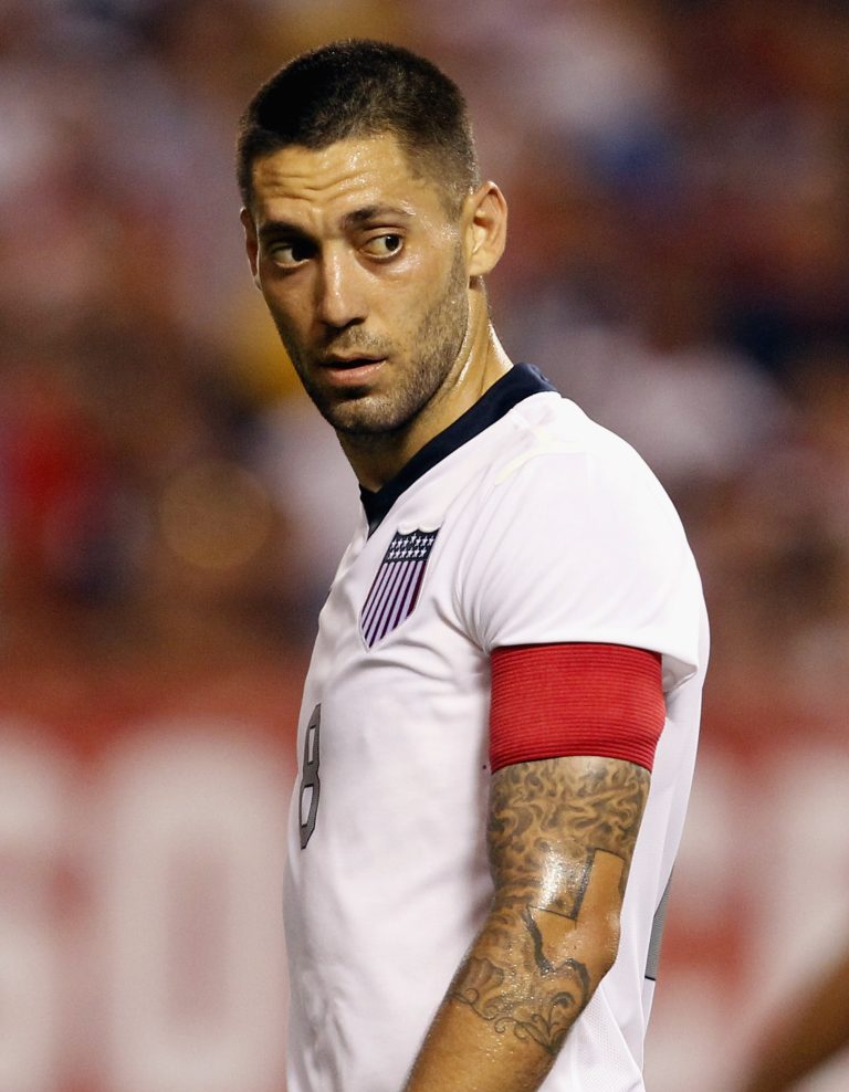 FamousPeopleFacts - Clint Dempsey