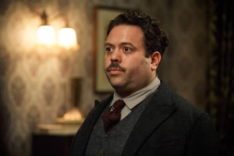 FamousPeopleFacts - Dan Fogler