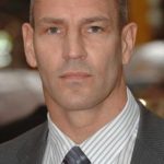 FamousPeopleFacts - Dave Legeno