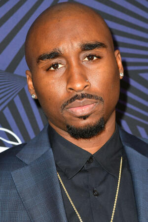 FamousPeopleFacts - Demetrius Shipp, Jr.