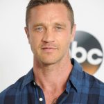 FamousPeopleFacts - Devon Sawa