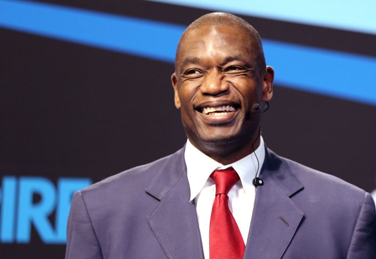 FamousPeopleFacts - Dikembe Mutombo