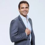 FamousPeopleFacts - Dustin Clare