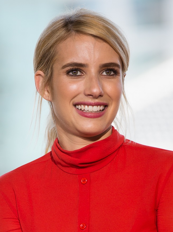 FamousPeopleFacts - Emma Roberts