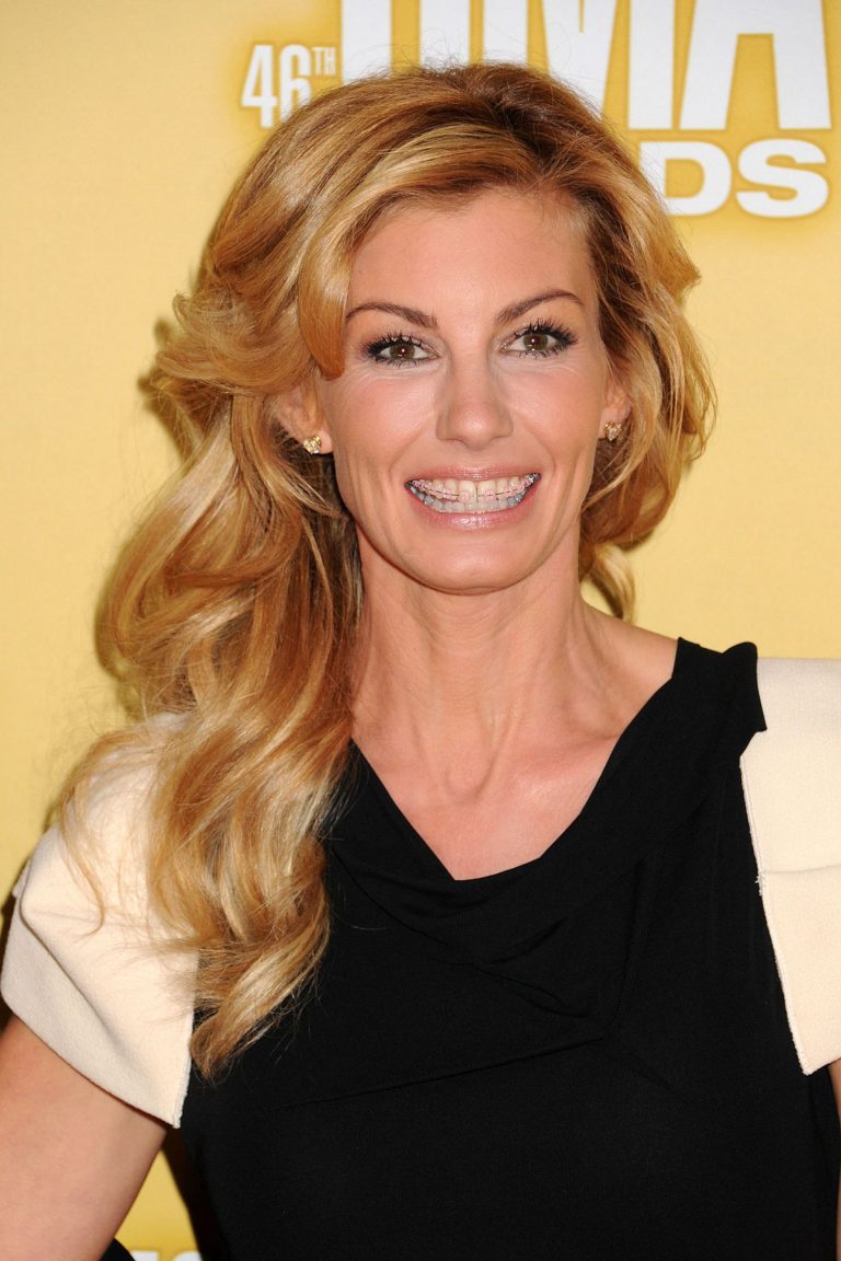 FamousPeopleFacts - Faith Hill