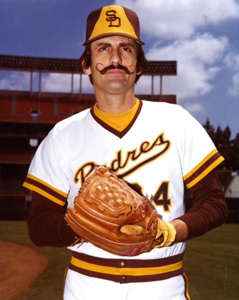 FamousPeopleFacts - Rollie Fingers