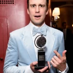 FamousPeopleFacts - Gavin Creel