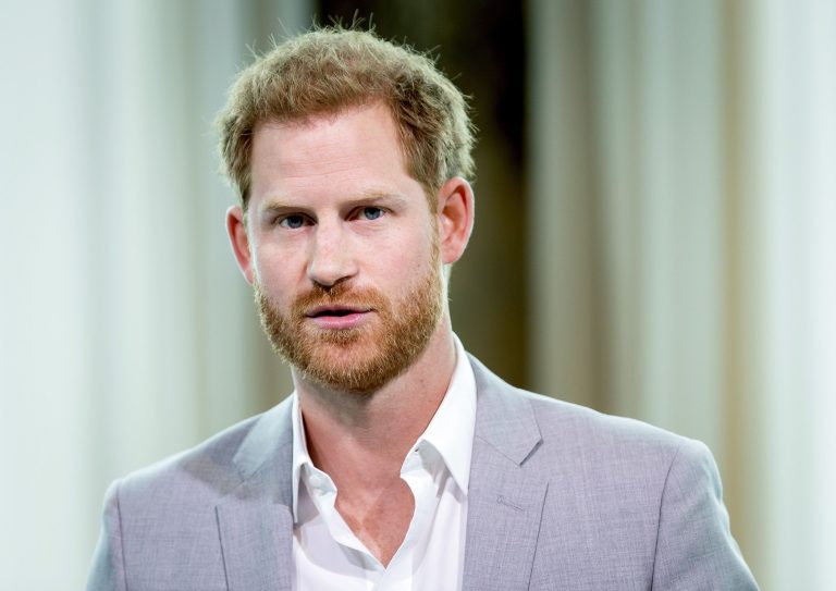 FamousPeopleFacts - Prince Harry