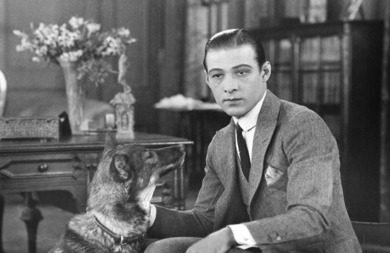 FamousPeopleFacts - Rudolph Valentino