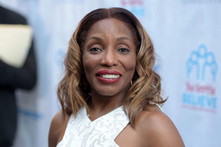 FamousPeopleFacts - Stephanie Mills