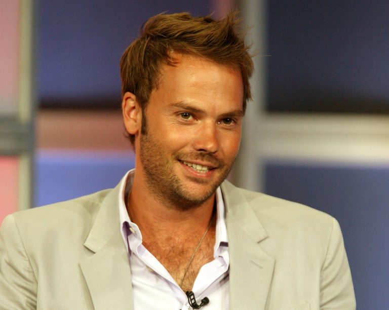 FamousPeopleFacts - Barry Watson