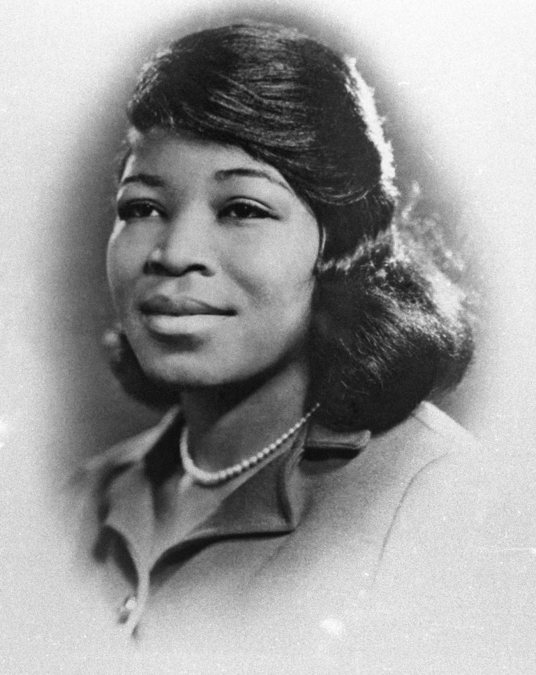 FamousPeopleFacts - Betty Shabazz