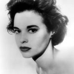 FamousPeopleFacts - Gloria Vanderbilt