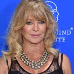 FamousPeopleFacts - Goldie Hawn