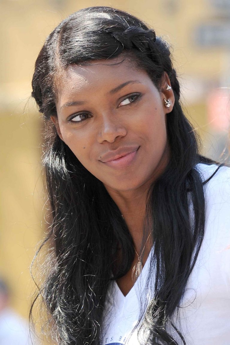 FamousPeopleFacts - Jessica White