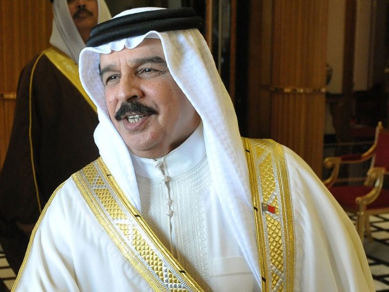 FamousPeopleFacts - Hamad bin Isa Al Khalifa