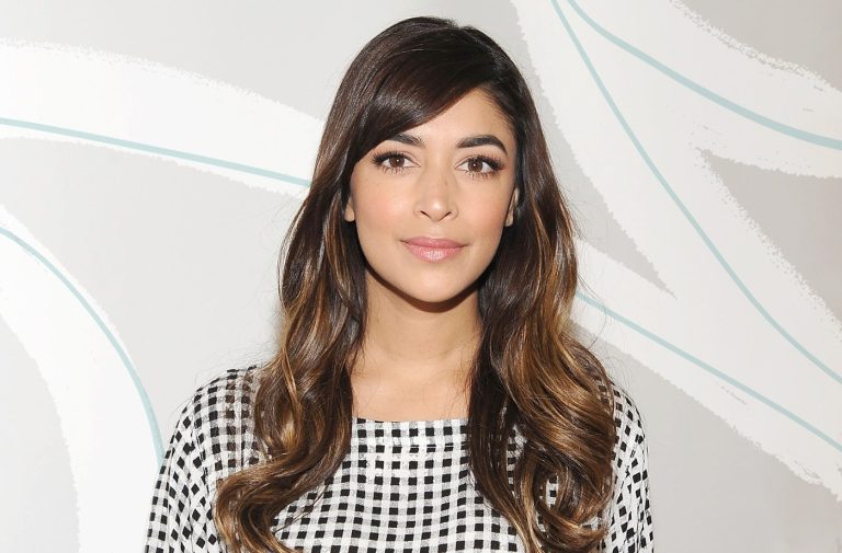 FamousPeopleFacts - Hannah Simone