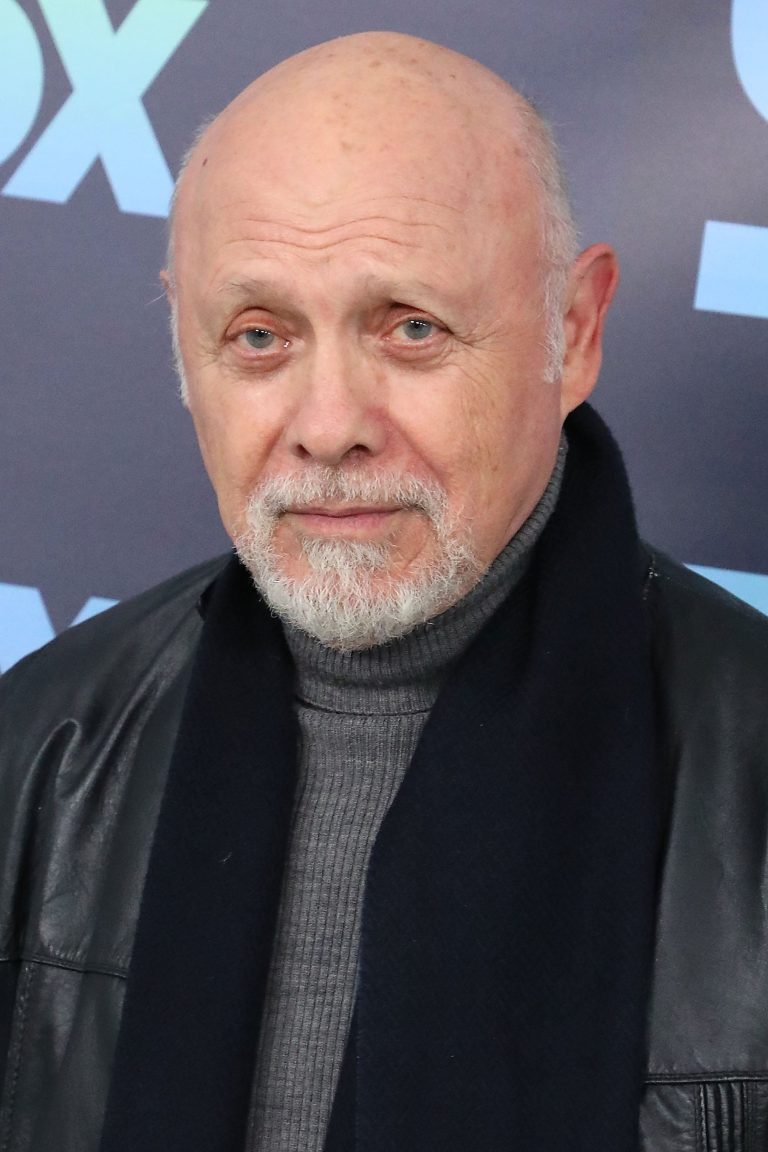 FamousPeopleFacts - Hector Elizondo