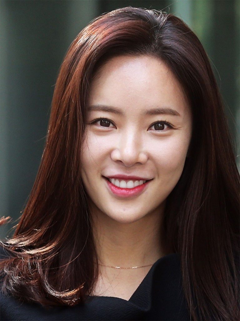 FamousPeopleFacts - Hwang Jung-eum