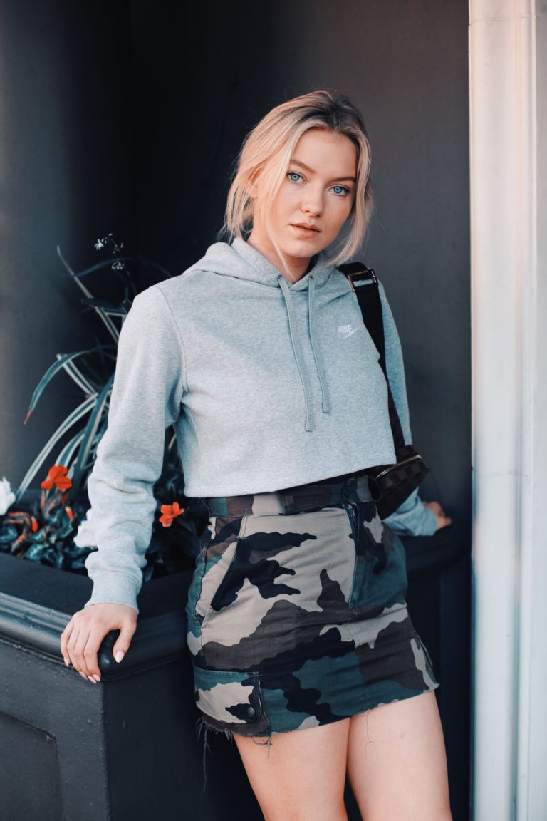 FamousPeopleFacts - Astrid S