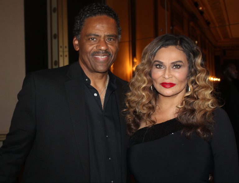 FamousPeopleFacts - Tina Knowles