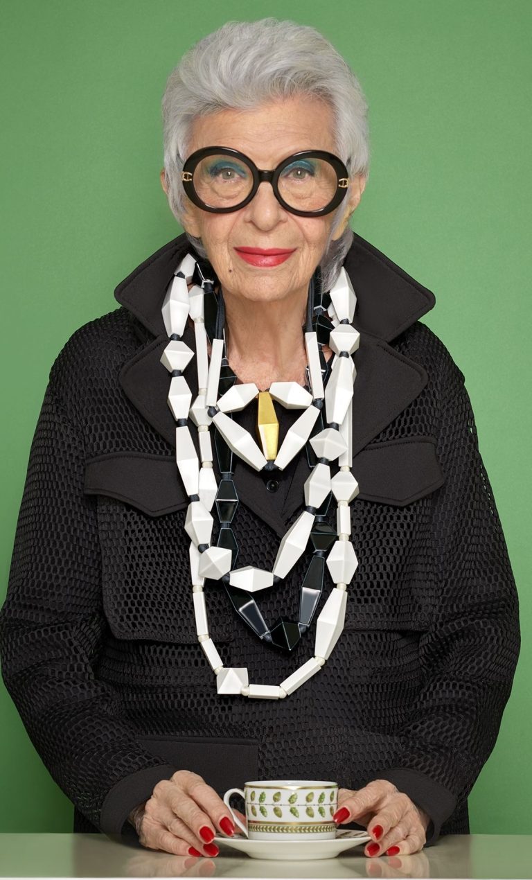 FamousPeopleFacts - Iris Apfel