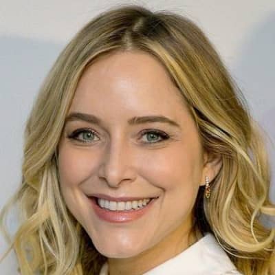 FamousPeopleFacts - Jenny Mollen