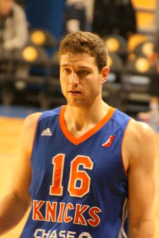 FamousPeopleFacts - Jimmer Fredette