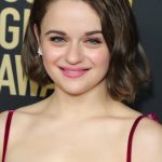 FamousPeopleFacts - Joey King