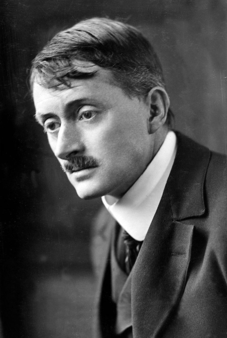 FamousPeopleFacts - John Masefield