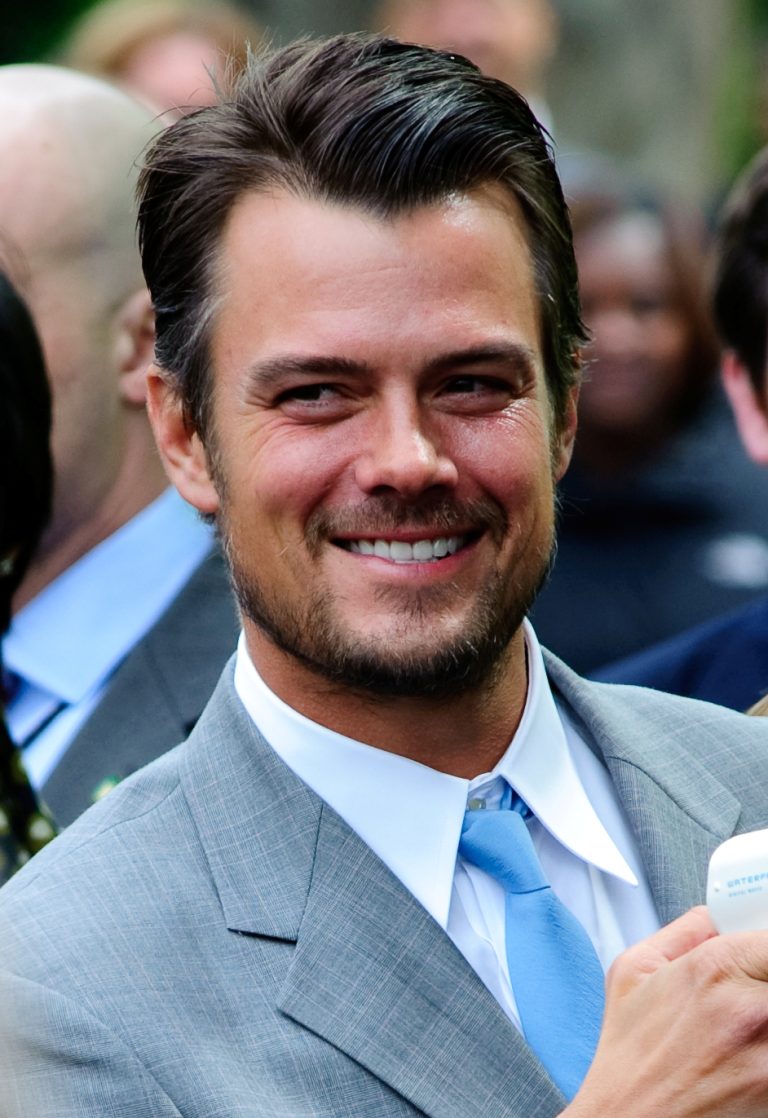 FamousPeopleFacts - Josh Duhamel