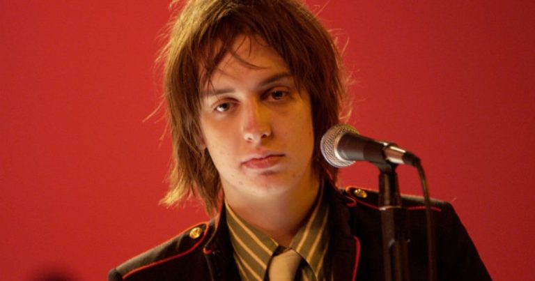 FamousPeopleFacts - Julian Casablancas