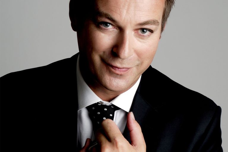 FamousPeopleFacts - Julian Clary