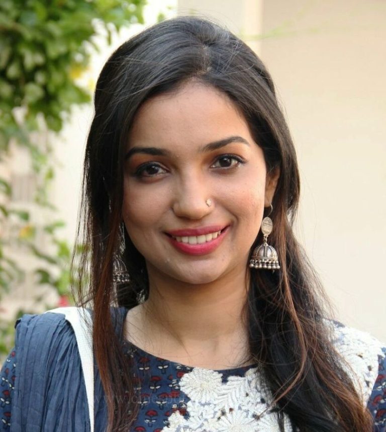 FamousPeopleFacts - Kanika Dhillon